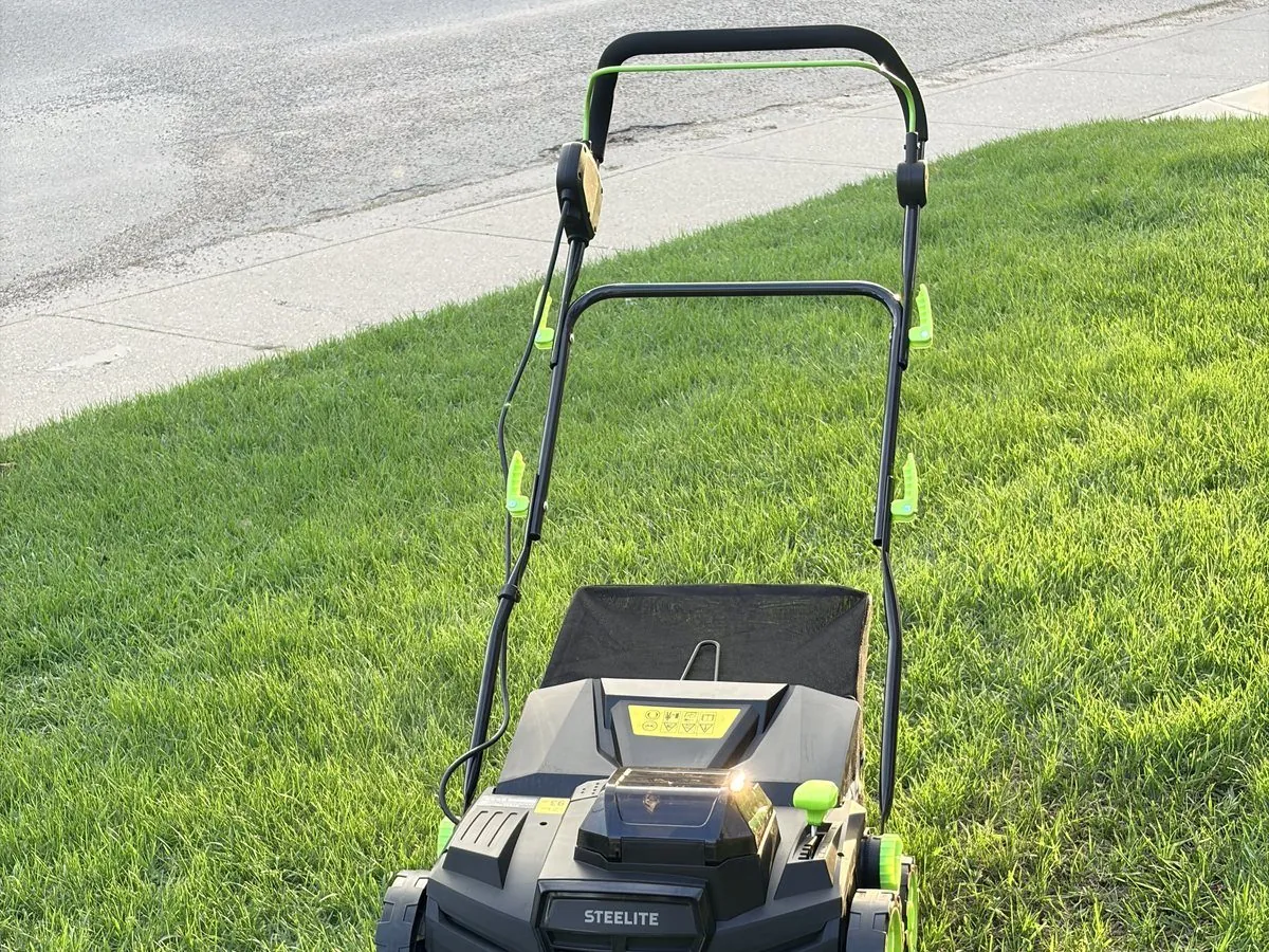 Professional dethatching service Calgary — Edge Property Services